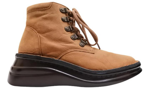 【インコルジェ8434 ブラウン】低反発インソールのクロスストラップシューズ