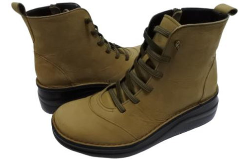 【インコルジェ 8468 カーキ】本革クロスベルトカジュアルショートブーツ