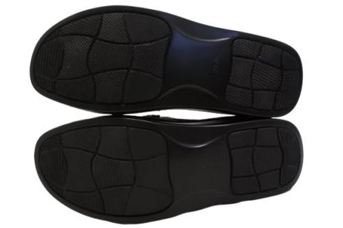 【インコルジェ 8476 ベージュ】クロコ型押し本革エナメルローファー