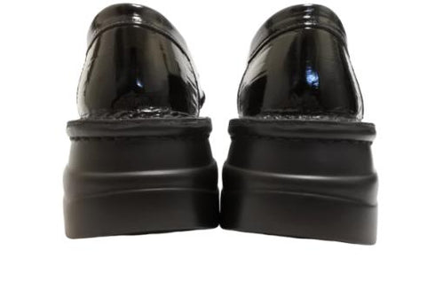 【インコルジェ 8476 ブラック】クロコ型押し本革エナメルローファー