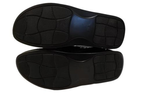 【インコルジェ 8476 ネイビー】クロコ型押し本革エナメルローファー