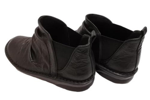 【インコルジェ 8522 ブラック】サイドゴアショートブーツ