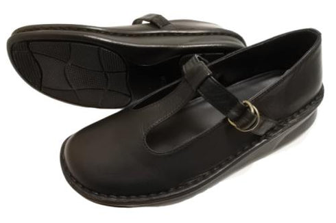 【インコルジェ 8596 ブラック】ローヒールやわらかTストラップシューズ