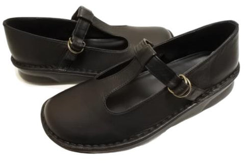 【インコルジェ 8596 ブラック】ローヒールやわらかTストラップシューズ