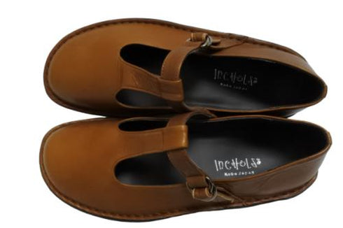 【インコルジェ 8596 ブラウン】ローヒールやわらかTストラップシューズ