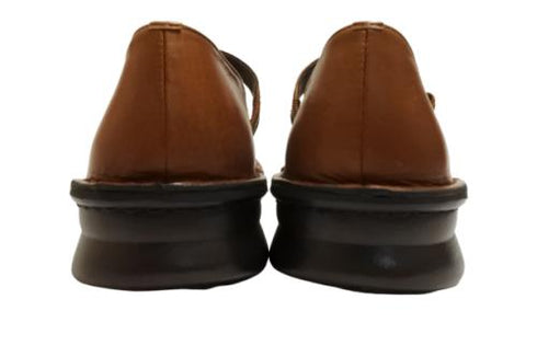 【インコルジェ 8596 ブラウン】ローヒールやわらかTストラップシューズ