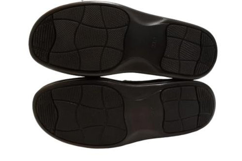 【インコルジェ 8596 オリーブ】ローヒールやわらかTストラップシューズ