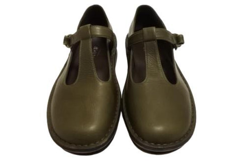 【インコルジェ 8596 オリーブ】ローヒールやわらかTストラップシューズ