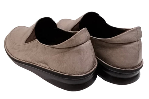 【インコルジェ 8635 グレー】本革ローヒールスリッポンシューズ