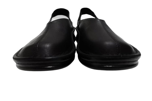 【インコルジェ8650 ブラック】センターシームバックストラップシューズ