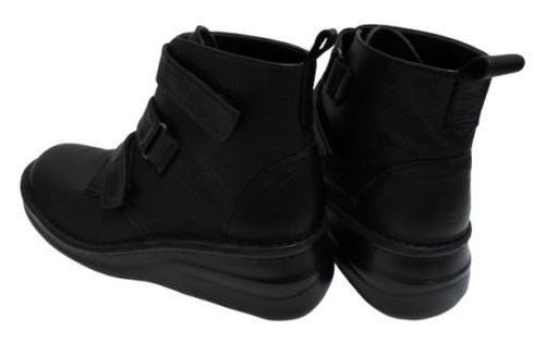 【インコルジェ8748 ブラック】ソフトレザーベルトブーツ