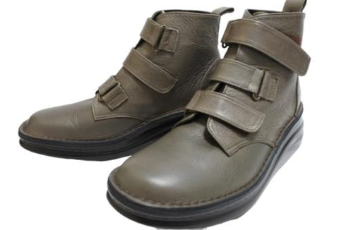 【インコルジェ8748 グレー】ソフトレザーベルトブーツ