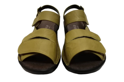 【インコルジェ 8806 カーキ】バックストラップコンフォートサンダル