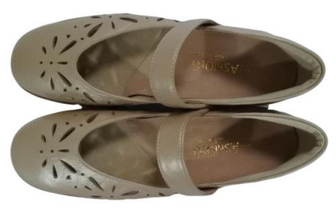 【…AShiOtO A1525 ベージュメタリック】超軽量 牛革ベルトパンチングシューズ