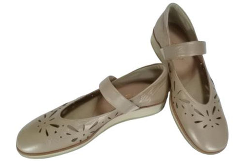 【…AShiOtO A1525 ベージュメタリック】超軽量 牛革ベルトパンチングシューズ