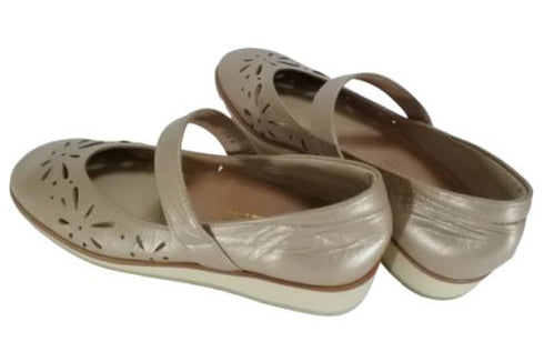 【…AShiOtO A1525 ベージュメタリック】超軽量 牛革ベルトパンチングシューズ