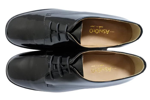 【…AShiOtO A1536 ブラックエナメル】超軽量国産牛革マニッシュシューズ モデルサイズ