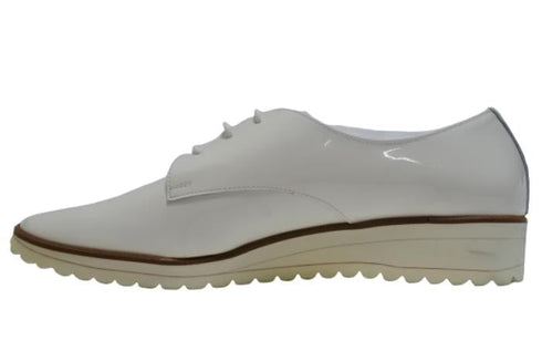 【…AShiOtO A1536 ホワイトエナメル】超軽量国産牛革マニッシュシューズ