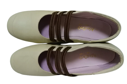 【…AShiOtO A1540 アイボリー】本革超軽量ゴムストラップシューズ