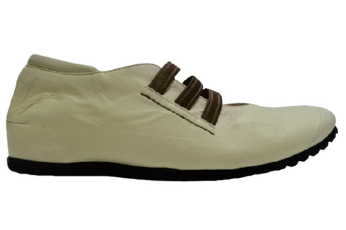 【…AShiOtO A1540 アイボリー】本革超軽量ゴムストラップシューズ