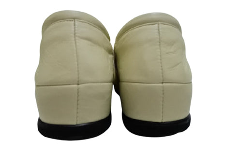 【…AShiOtO A1540 アイボリー】本革超軽量ゴムストラップシューズ