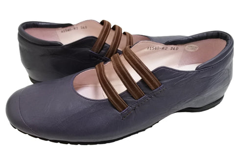 【…AShiOtO A1540 パープル】本革超軽量ゴムストラップシューズ