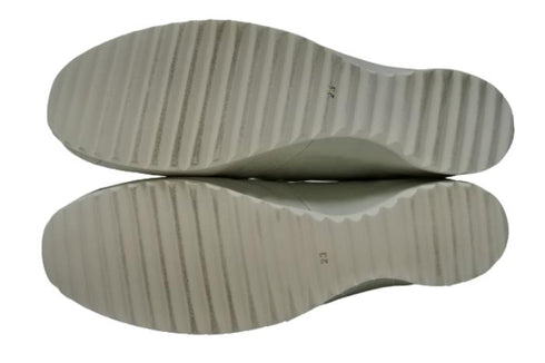 【…AShiOtO A1540 ホワイト】本革超軽量ゴムストラップシューズ