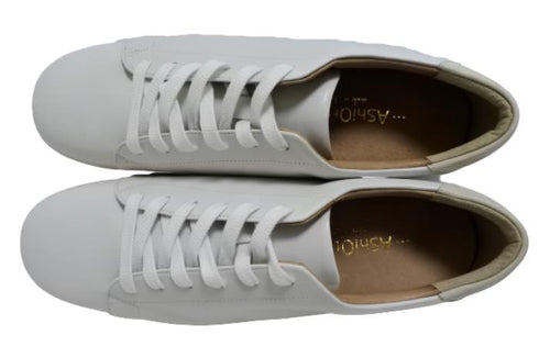 【…AShiOtO A1541 アイボリー】超軽量 国産レザースニーカー