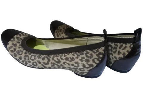 【…AShiOtO A3221 ヒョウ】バレーシューズ風インヒールパンプス