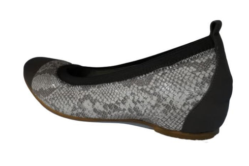 【…AShiOtO A3221 ヘビ】バレーシューズ風インヒールパンプス