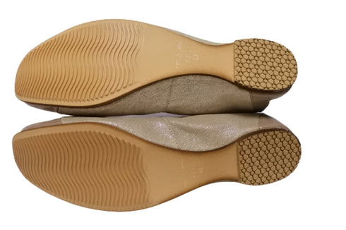 【…AShiOtO A3233 ベージュメタリックエナメル】超軽量 牛革ボロネーゼバレエパンプス