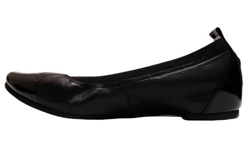 【…AShiOtO A3233 ブラックエナメル】超軽量 約110g 牛革ボロネーゼバレエパンプス