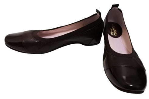 【…AShiOtO A3233 ダークブラウンエナメル】超軽量 牛革ボロネーゼバレエパンプス