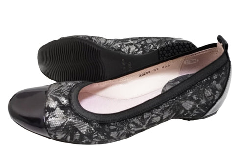 【…AShiOtO A3233 ネイビーエナメル】超軽量 約110g 牛革ボロネーゼバレエパンプス