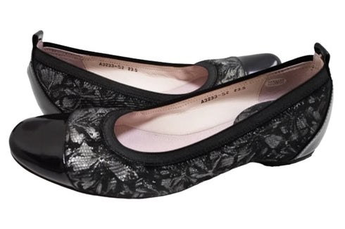 【…AShiOtO A3233 ネイビーエナメル】超軽量 約110g 牛革ボロネーゼバレエパンプス