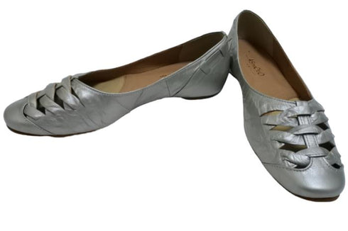 【…AShiOtO A3245 アイボリーメタリック】超軽量 通気性抜群の牛革メッシュシューズ