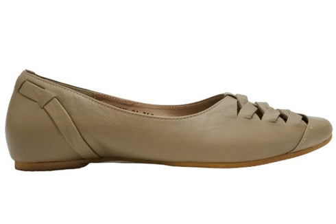 【…AShiOtO A3245 SD】超軽量 通気性抜群の牛革メッシュシューズ