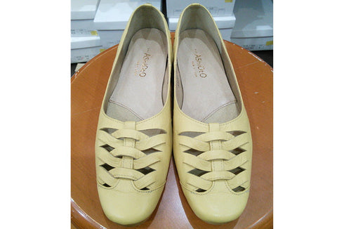 【…AShiOtO A3245 イエロー】超軽量 通気性抜群の牛革メッシュシューズ