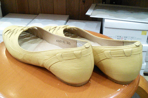 【…AShiOtO A3245 イエロー】超軽量 通気性抜群の牛革メッシュシューズ