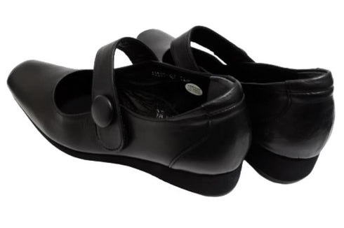 【…AShiOtO A3300 ブラック】超軽量 本革ストラップシューズ