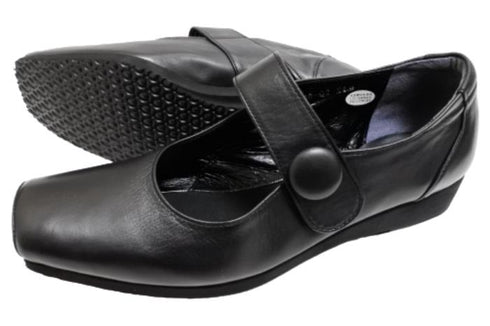 【…AShiOtO A3300 ブラック】超軽量 本革ストラップシューズ