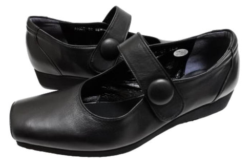 【…AShiOtO A3300 ブラック】超軽量 本革ストラップシューズ