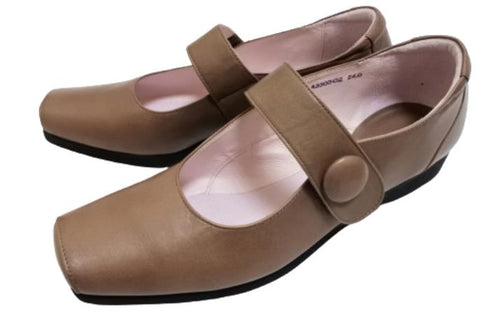 【…AShiOtO A3300 グレージュ】超軽量 本革ストラップシューズ