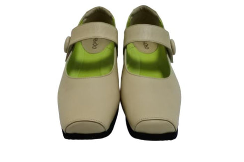 【…AShiOtO A3300 ライトベージュ】超軽量 本革ストラップシューズ