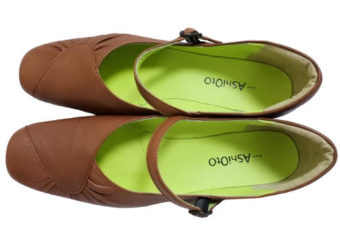 【…AShiOtO A3405 ブラウン】超軽量 本革パンプス