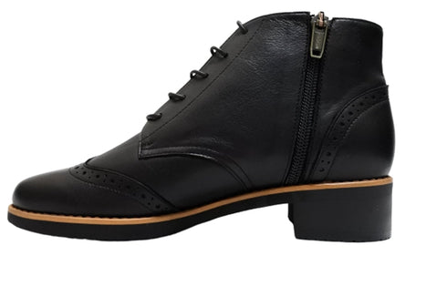 【…AShiOtO A91330 ブラック】サイドジップメダリオンチャッカーブーツ