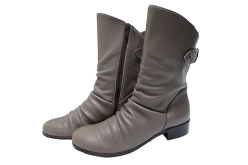 【…AShiOtO A92430 グレー】ミドル丈サイドジップ本革ブーツ
