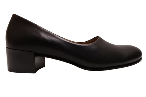 【…AShiOtO AP1135 ブラック】超軽量 国産レザーパンプス