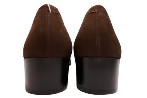 【…AShiOtO AP1135 ダークブラウンヌバック】超軽量 国産レザーパンプス