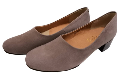 【…AShiOtO AP1135 グレーヌバック】超軽量 国産レザーパンプス